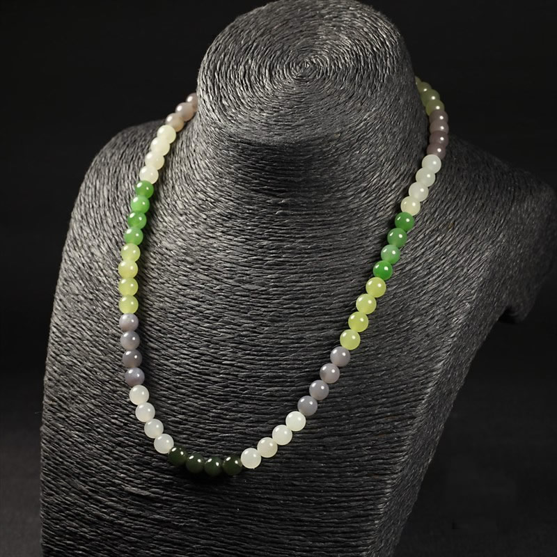 和田玉-七彩圆珠项链